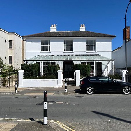 The Wight House B&B ライド エクステリア 写真
